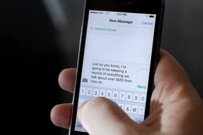 How-To-Retrieve-Deleted-Text-Messages-on-iPhone